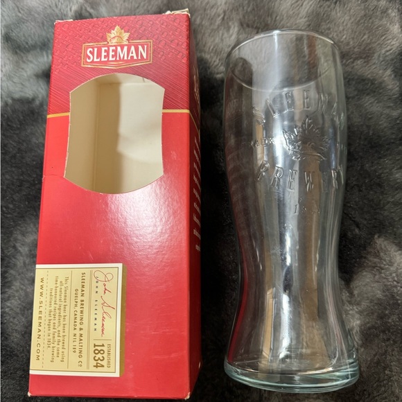 Sleeman brewery emboss beer glasses - Picture 6 of 7